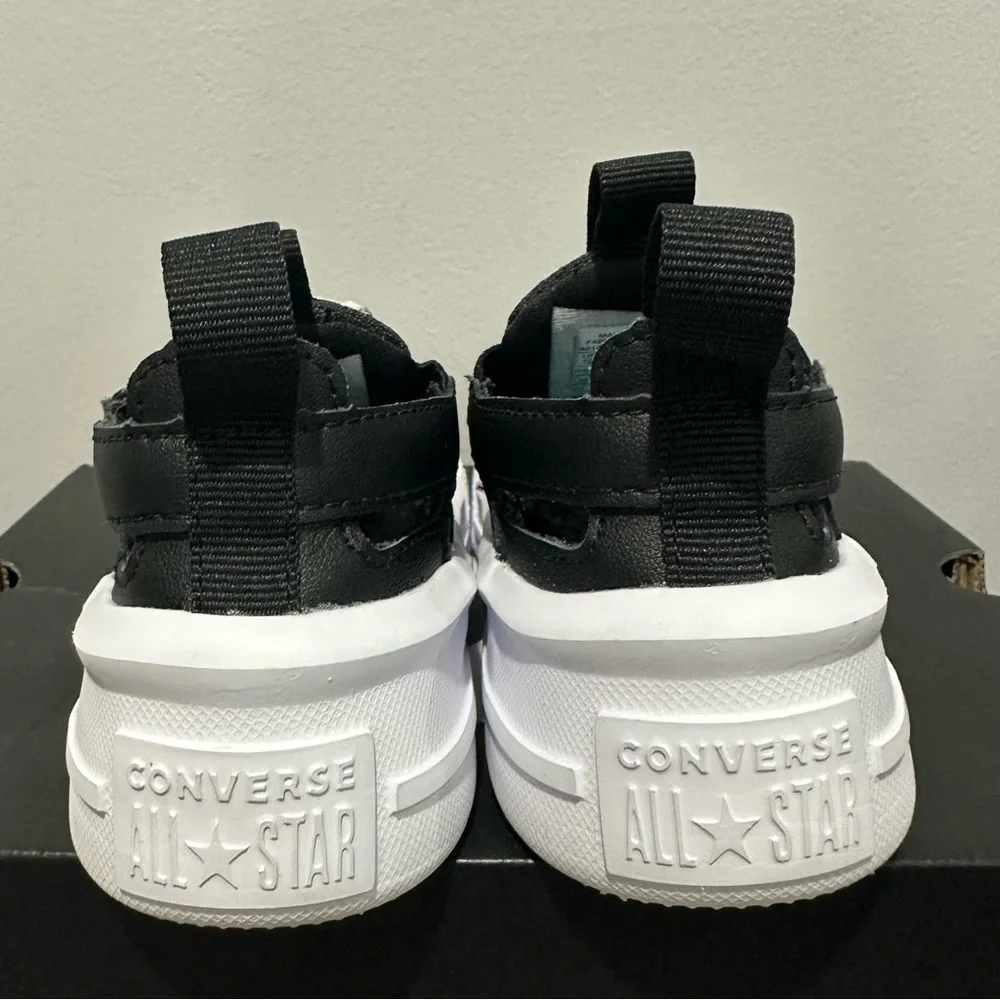 Converse Junior Chuck Taylor All Star Ultra Sandal Slip Black White Size…